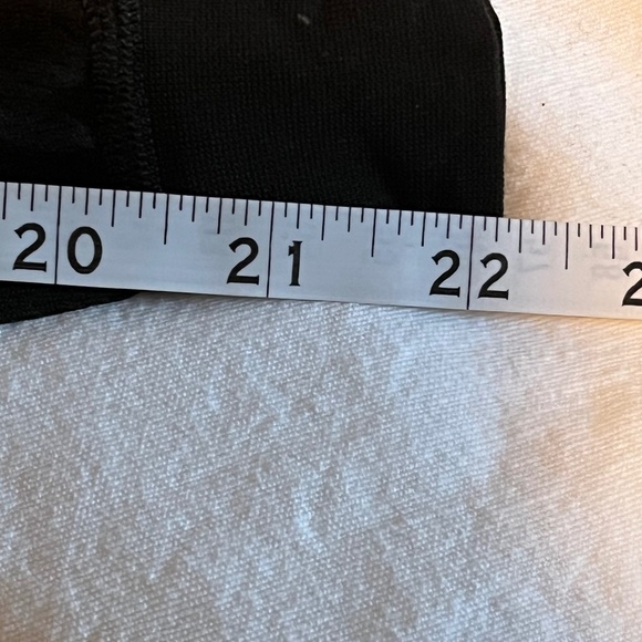 Helly Hansen Women's LIFA Active Stripe Crew Base Layer, Back + White, Large - Picture 8 of 8